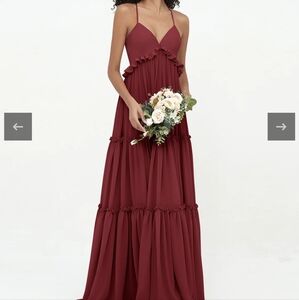 Elegant Burgundy Maxi Dress